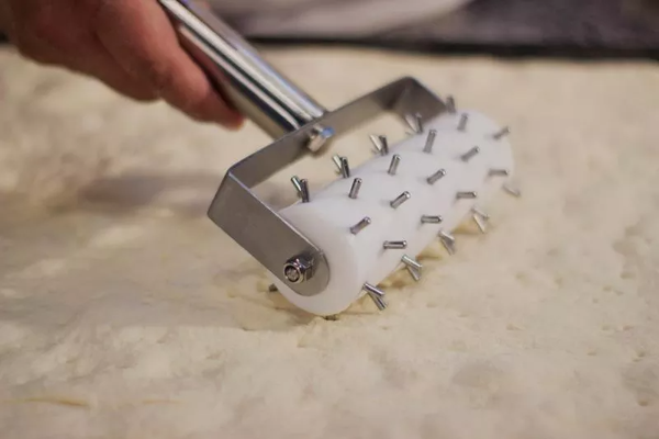 GI.Metal roller docker